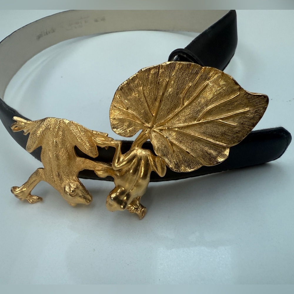 Gail LaBelle Gold Frog Black Leather Belt - Picture 7 of 10